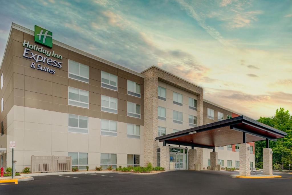 Holiday Inn Express & Suites - King George - Dahlgren an IHG Hotel Main image 1